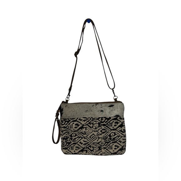 Myra Bag Dual Strap Crossbody Bag - Picture 6 of 11